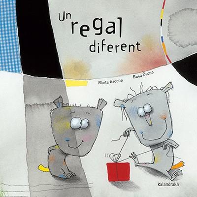 UN REGAL DIFERENT | 9788484642572 | AZCONA, MARTA | Galatea Llibres | Llibreria online de Reus, Tarragona | Comprar llibres en català i castellà online